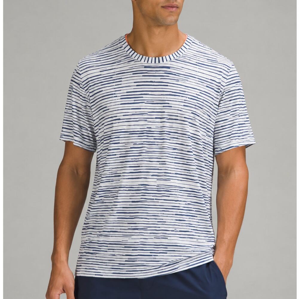 Lululemon Men’s Striped Performance Tee Shirt White Blue Size XXL